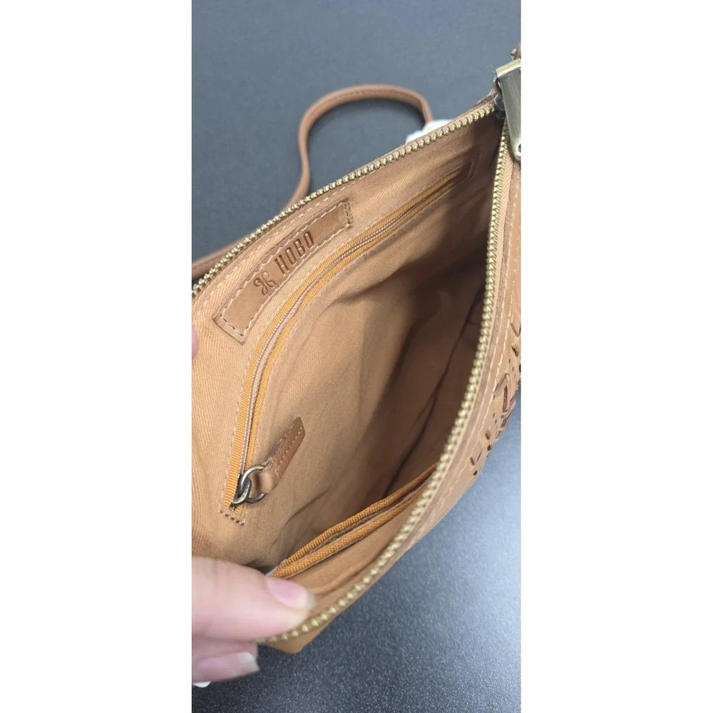 New HOBO‎ Darcy Adjustable Brown Leather Crossbody Harvest Wheat Boho Purse Bag